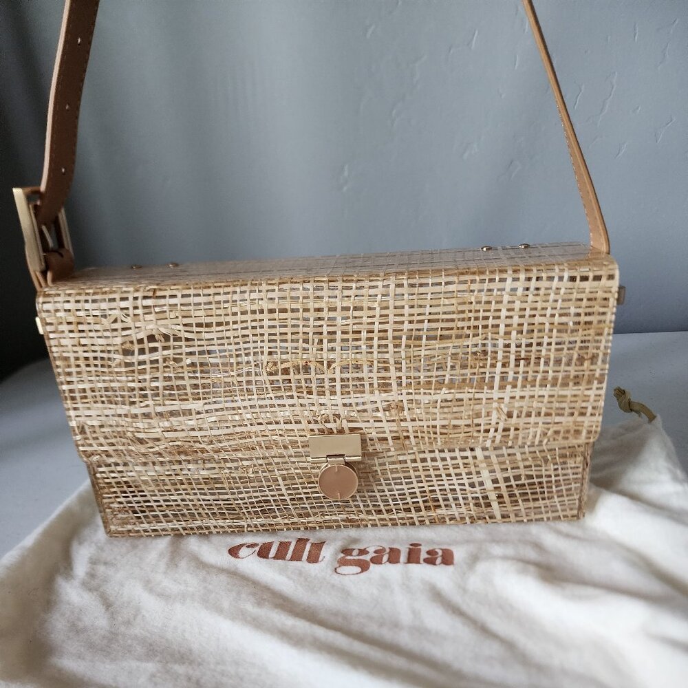 Cult Gaia Acrylic Shoulder Bag "LIKE NEW" - Picture 12 of 16